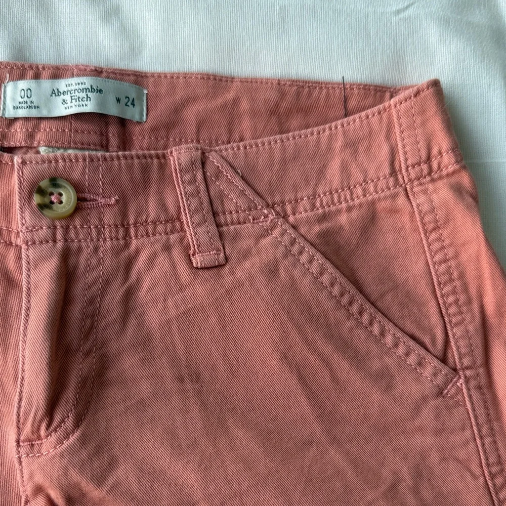 Abercrombie & Fitch Women's Dusty Coral Denim-Style Shorts - Picture 3 of 4